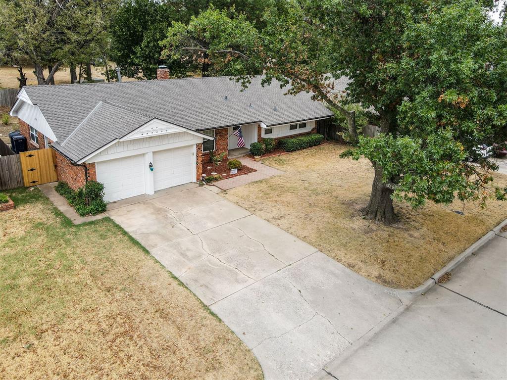 5012 N Brunson Street Property Photo 2