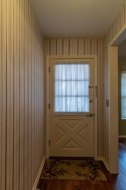 5012 N Brunson Street Property Photo 4