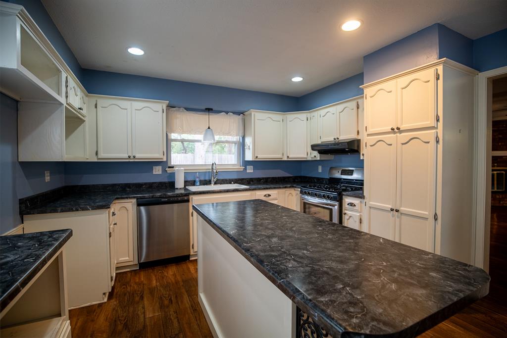 5012 N Brunson Street Property Photo 9