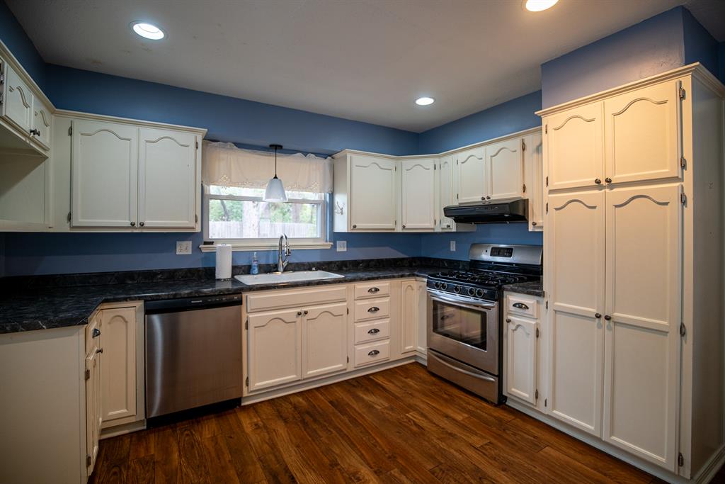 5012 N Brunson Street Property Photo 12