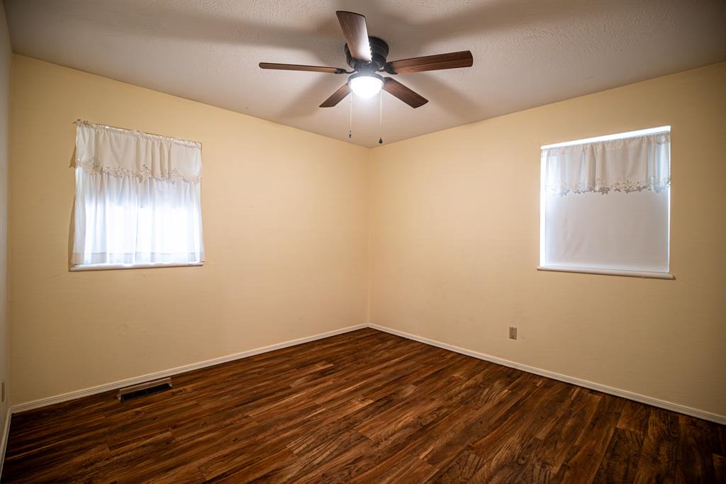 5012 N Brunson Street Property Photo 18