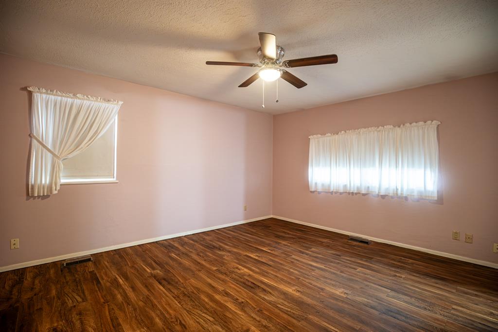 5012 N Brunson Street Property Photo 20