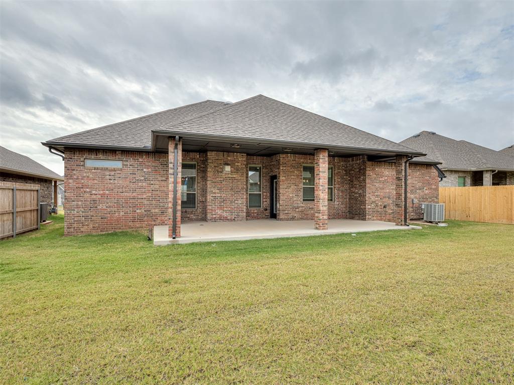 2913 Summit Hollow Circle Property Photo 38