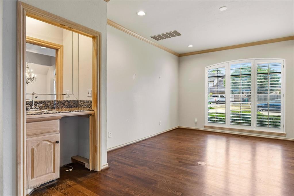 12648 Val Verde Drive Property Photo 7