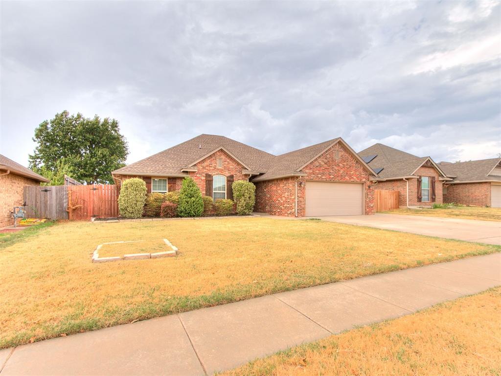 805 S Bouziden Drive Property Photo 2