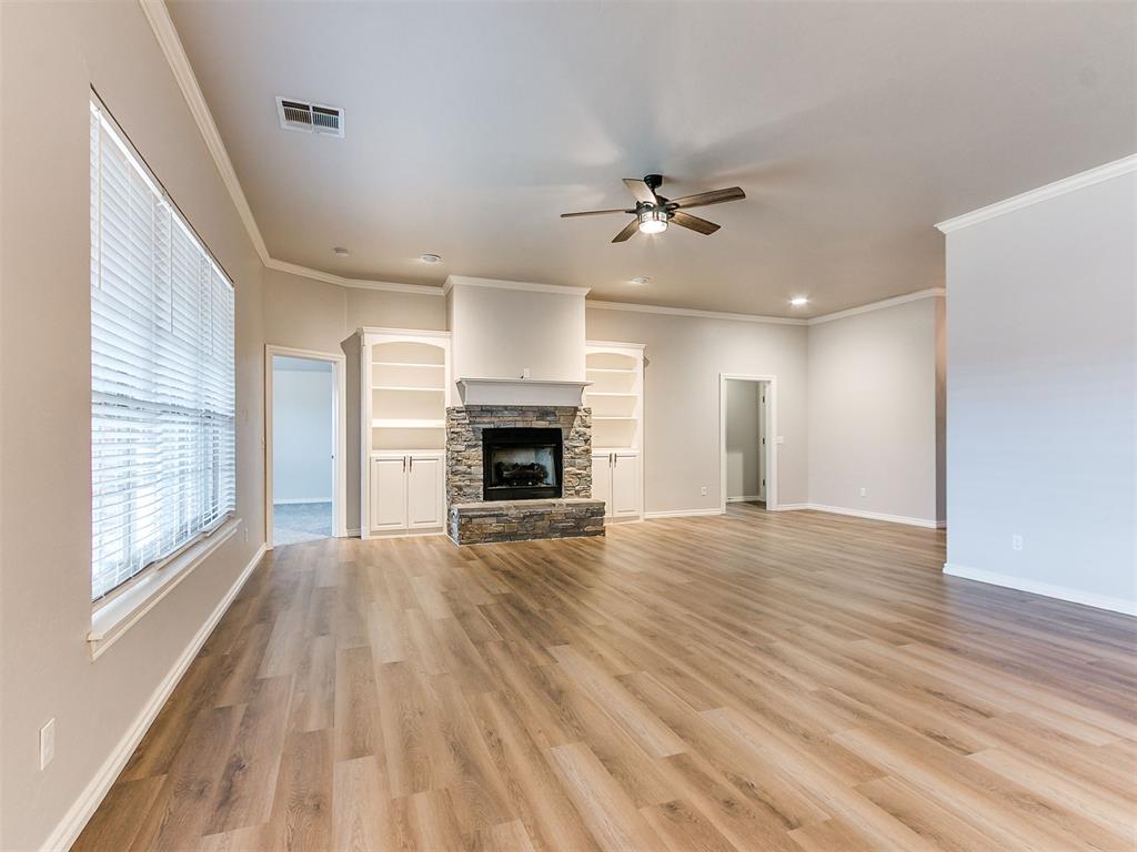805 S Bouziden Drive Property Photo 9