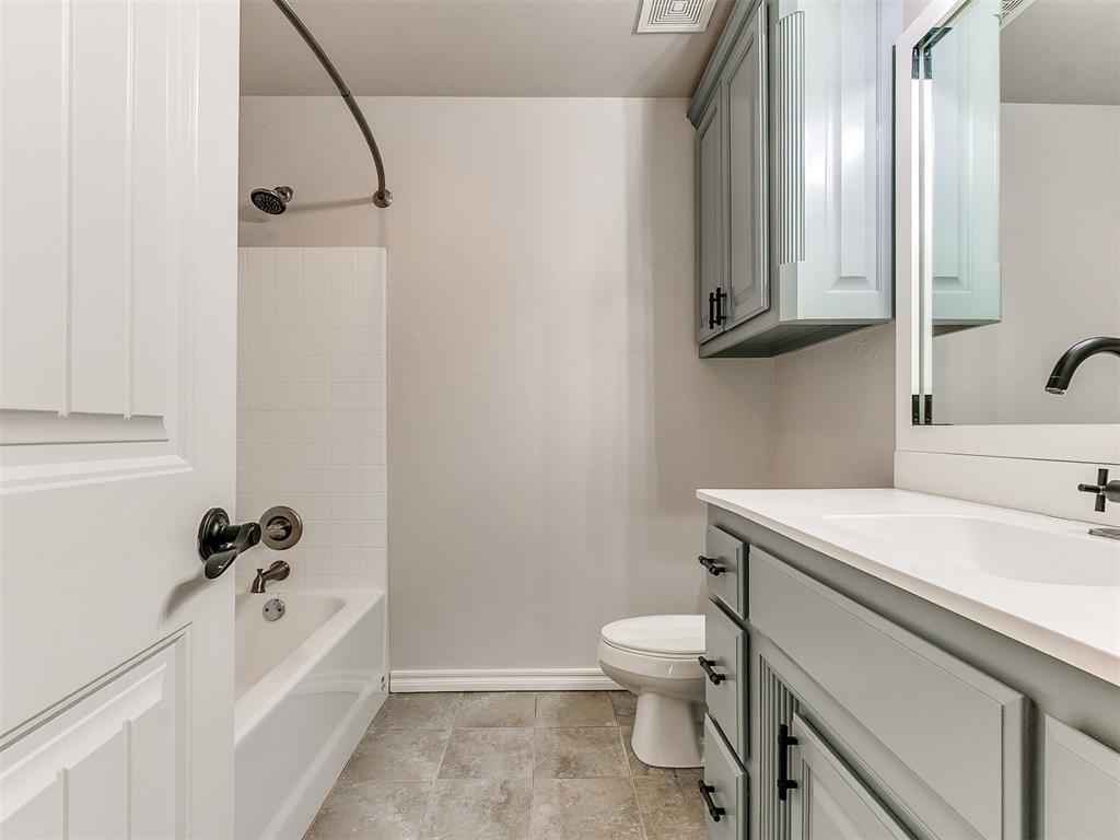805 S Bouziden Drive Property Photo 27
