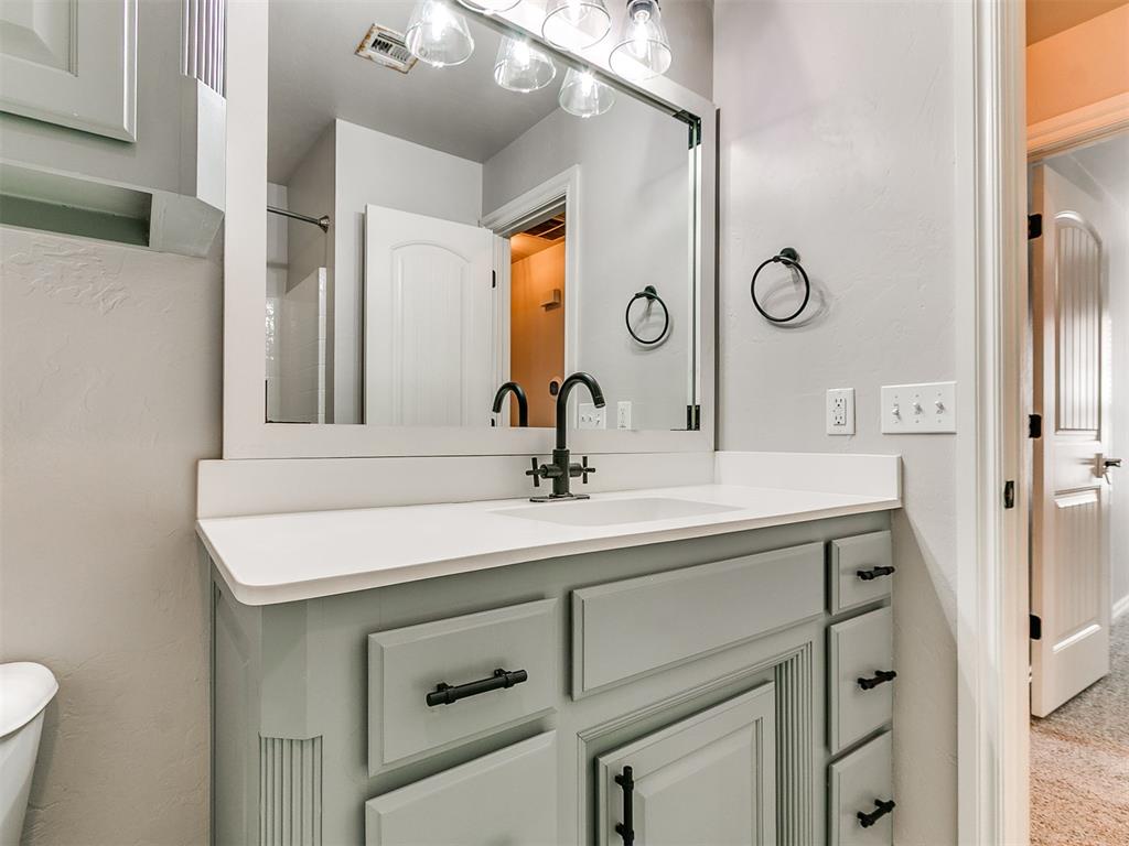 805 S Bouziden Drive Property Photo 28