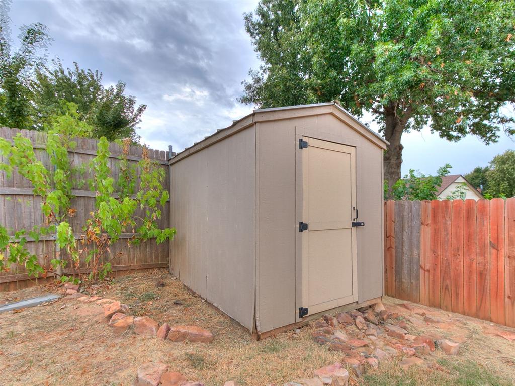 805 S Bouziden Drive Property Photo 41