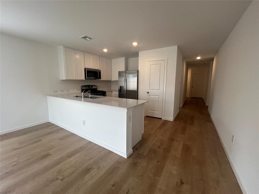 20504 Mule Deer Drive Property Photo 5