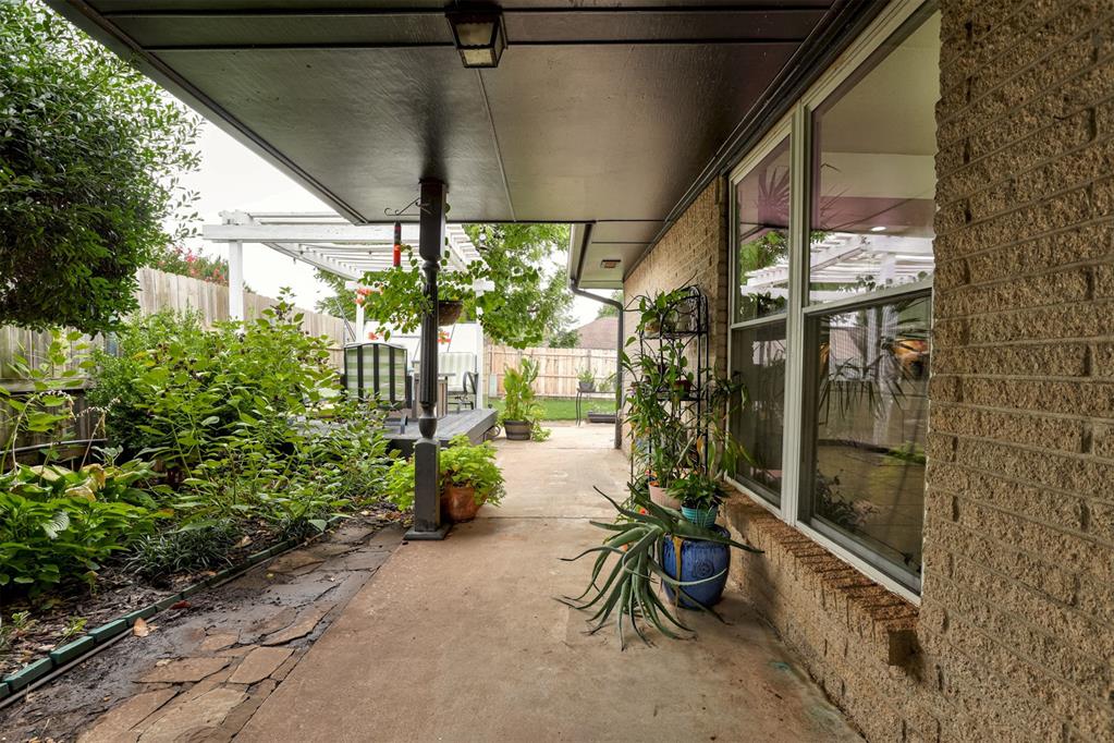 128 W Parkland Drive Property Photo 43