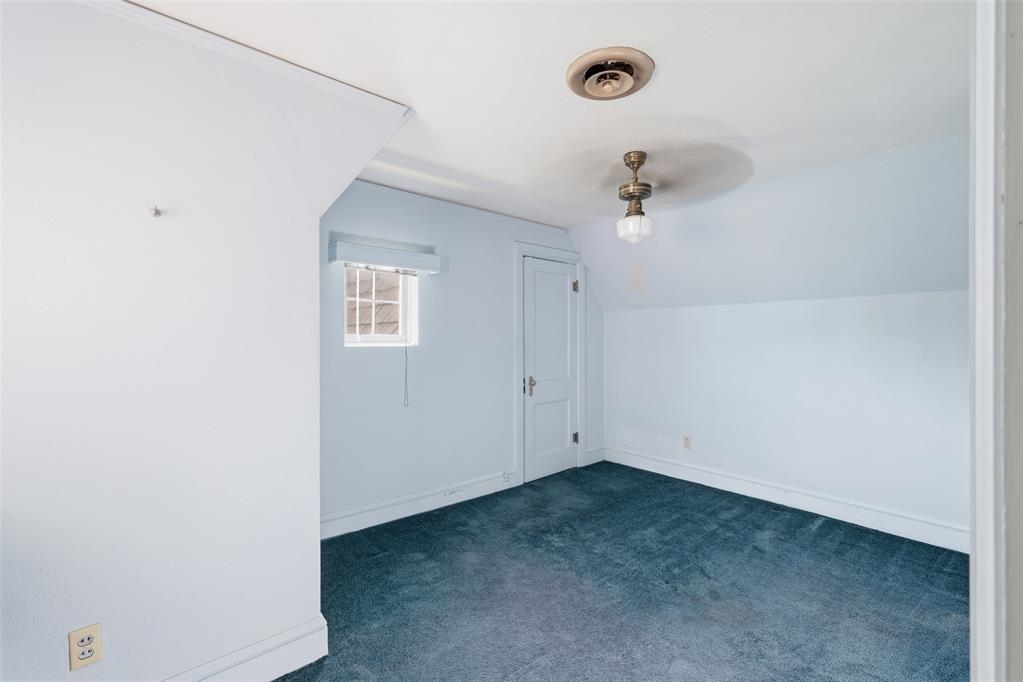 422 S Highland Street Property Photo 34