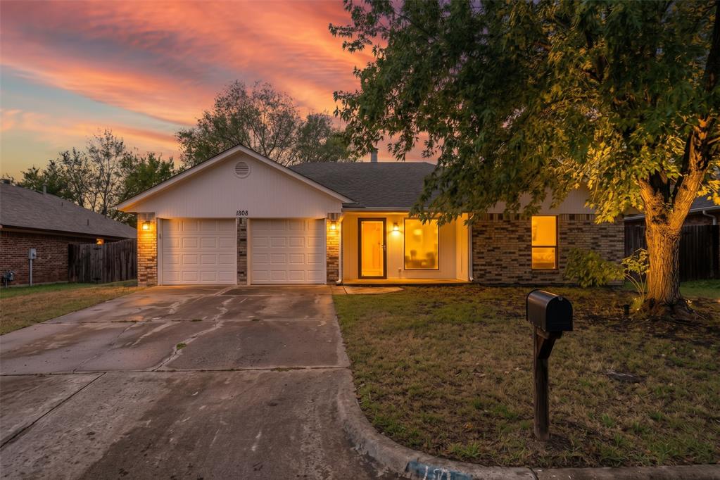 1808 Cimarron Trail Property Photo 1