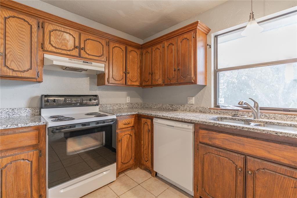 1808 Cimarron Trail Property Photo 14