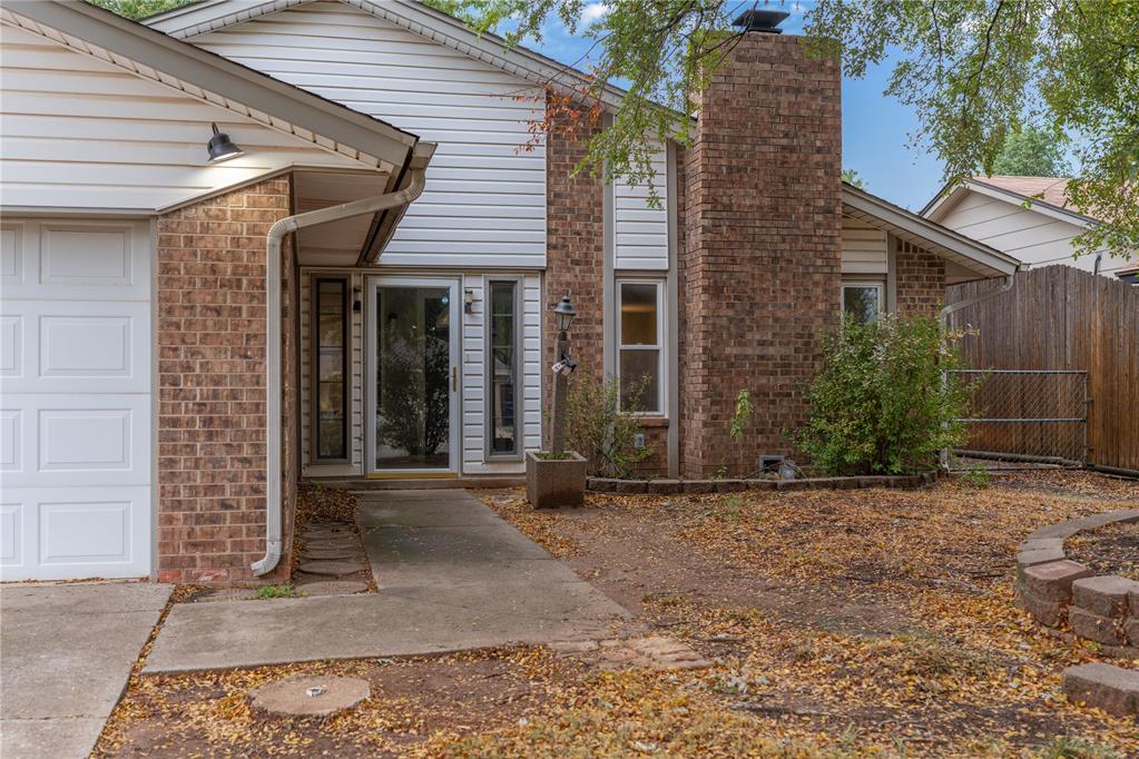 10445 Dover Drive Property Photo 2