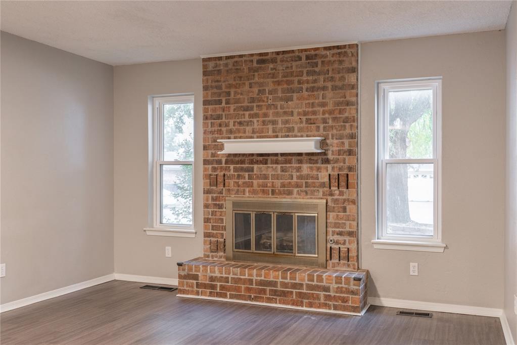 10445 Dover Drive Property Photo 4