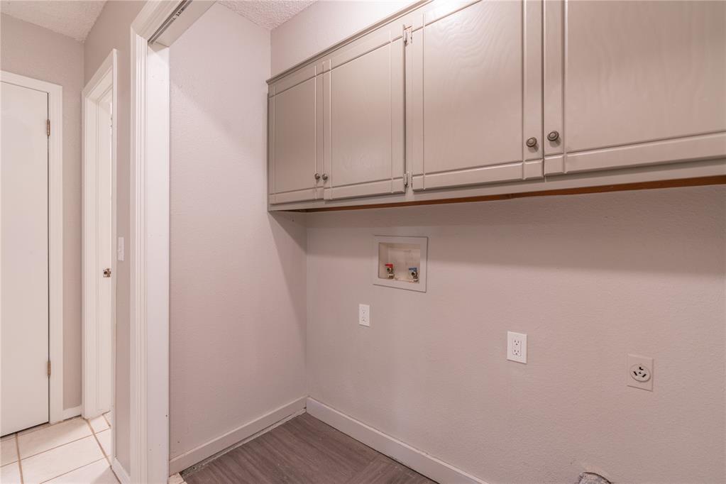 10445 Dover Drive Property Photo 22