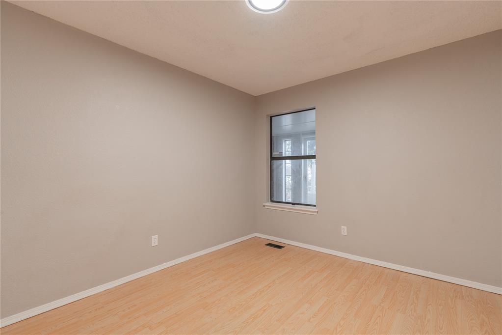 10445 Dover Drive Property Photo 23