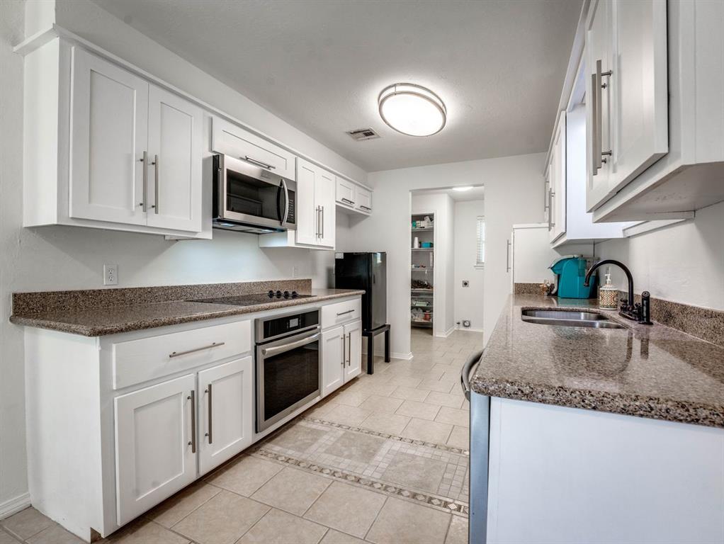 834 E Coffee Creek Road Property Photo 14