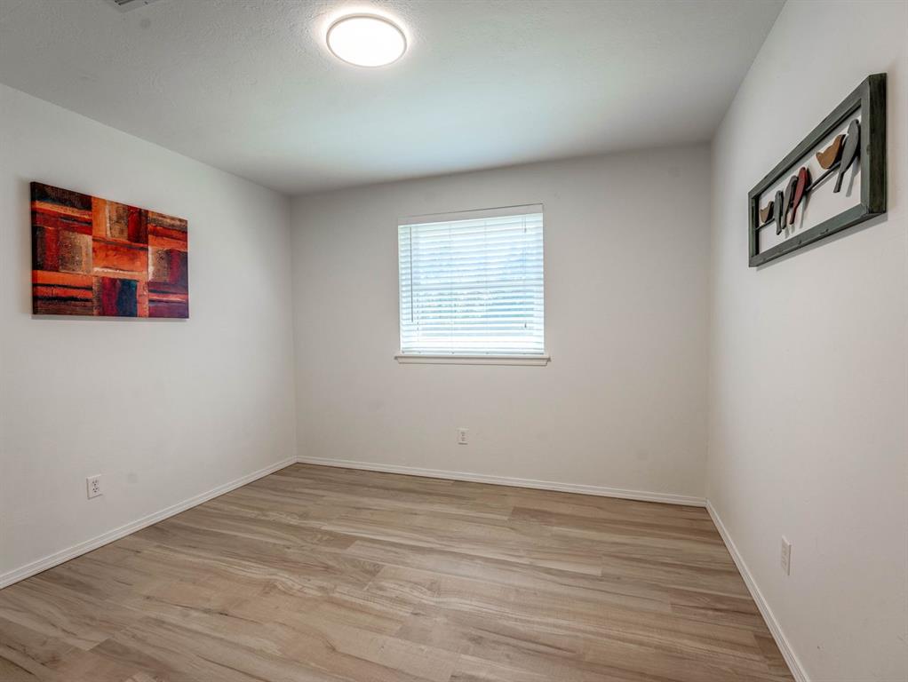 834 E Coffee Creek Road Property Photo 22