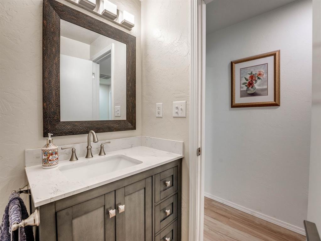834 E Coffee Creek Road Property Photo 24
