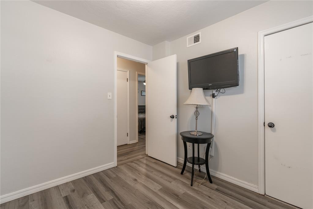 121 W Ridge Road Property Photo 18