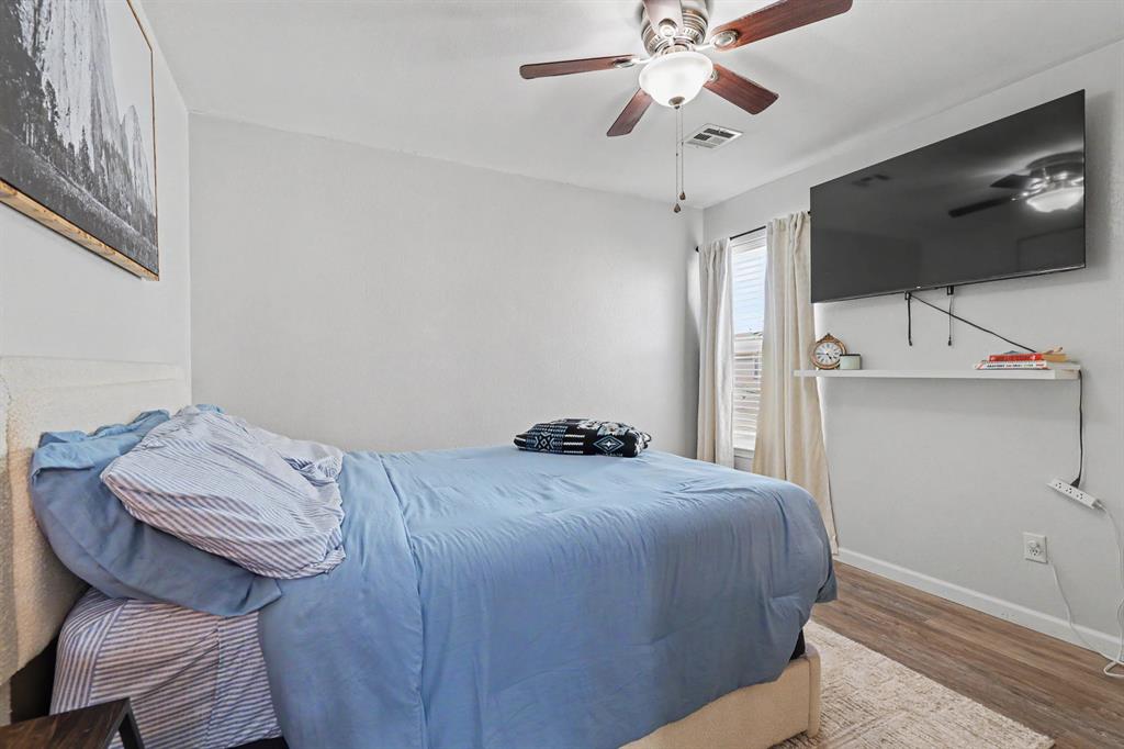 916 Danbury Place Property Photo 15