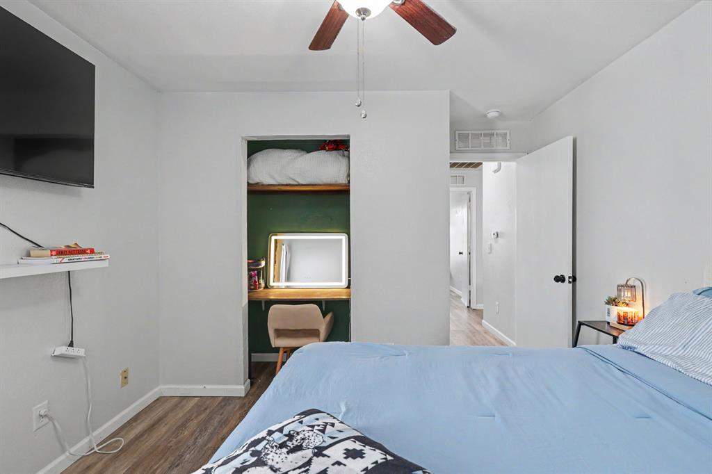 916 Danbury Place Property Photo 16