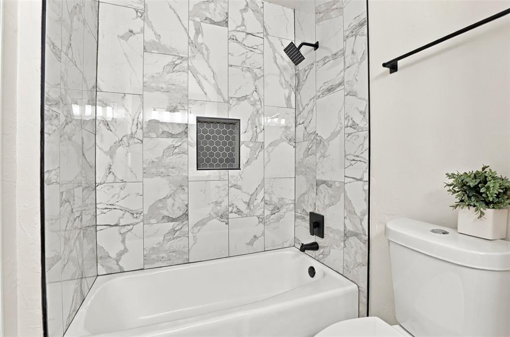 217 Elwood Drive Property Photo 20