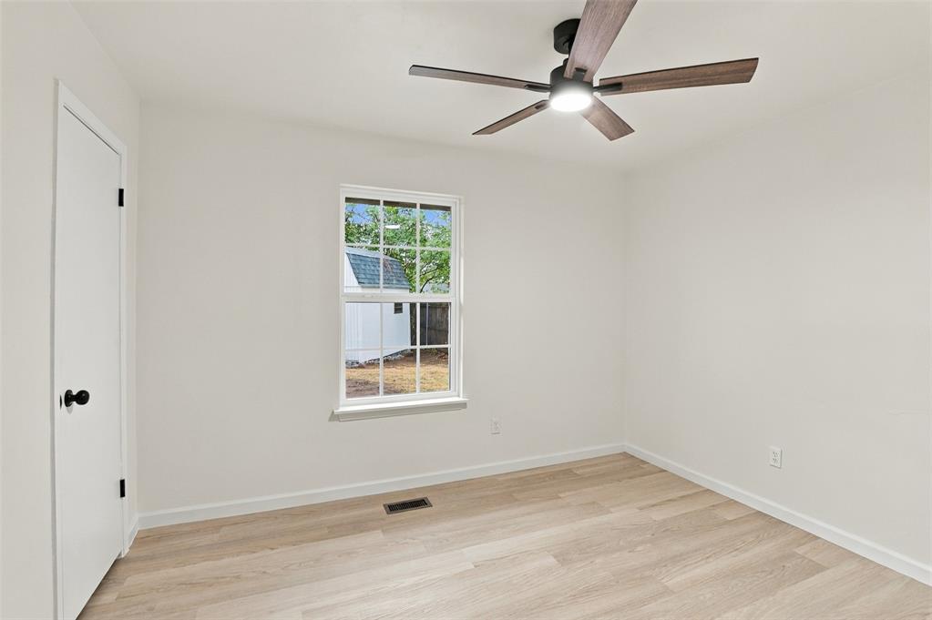 217 Elwood Drive Property Photo 21