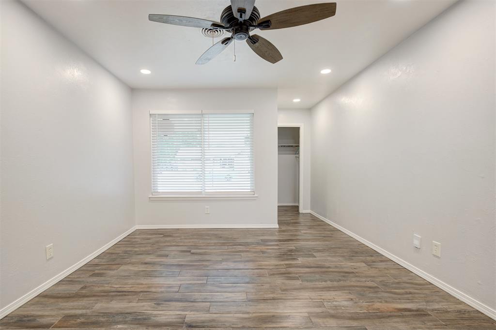 844 Englewood Road Property Photo 8