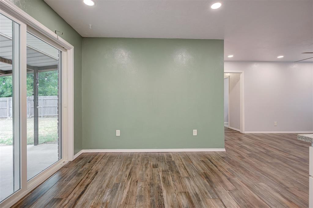 844 Englewood Road Property Photo 13