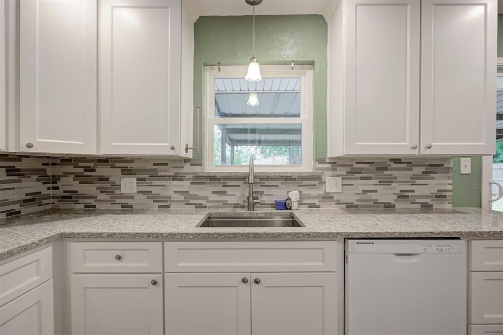 844 Englewood Road Property Photo 15