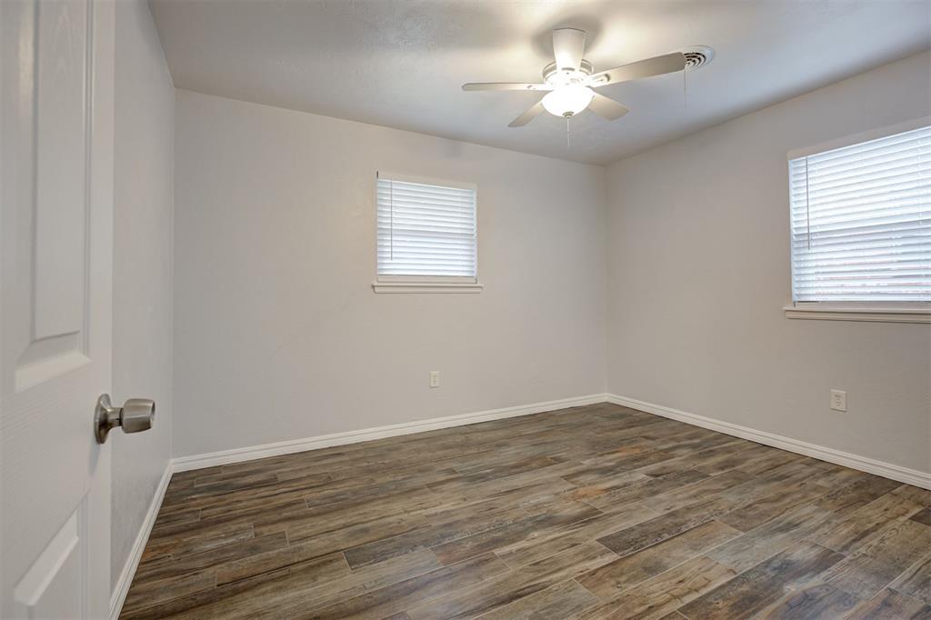 844 Englewood Road Property Photo 24