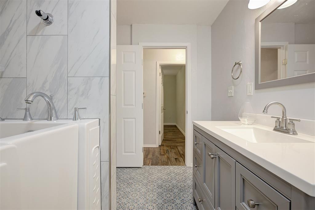 844 Englewood Road Property Photo 25