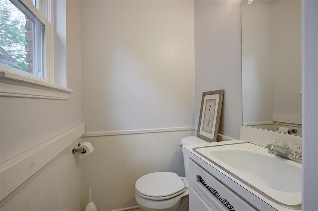 844 Englewood Road Property Photo 29