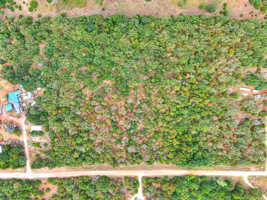 8750 Bounbonais Creek Road Property Photo 5