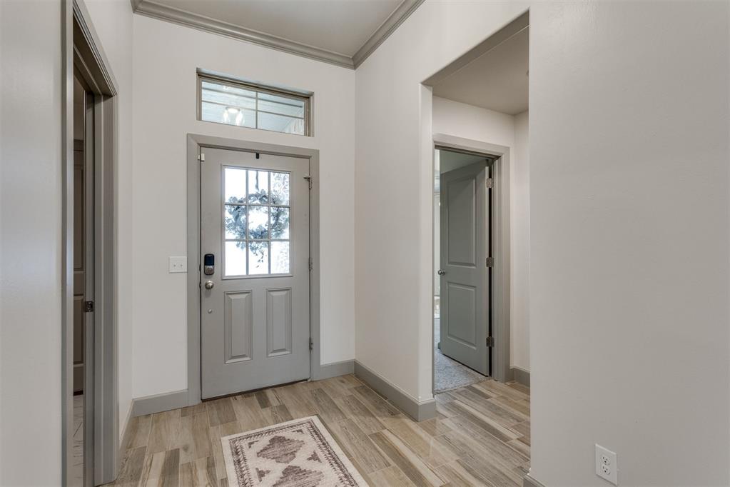9208 Sw 41st Street Property Photo 5