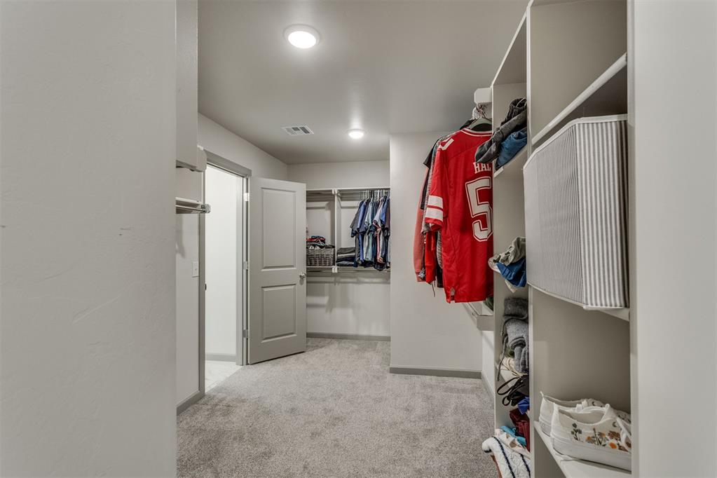 9208 Sw 41st Street Property Photo 33