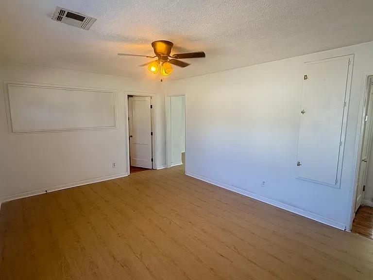 1804 Elm Drive Property Photo 2