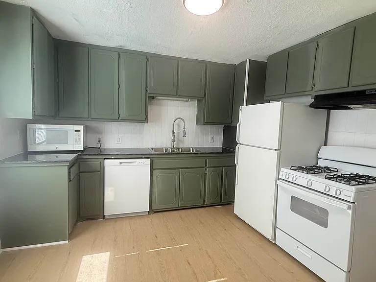 1804 Elm Drive Property Photo 8