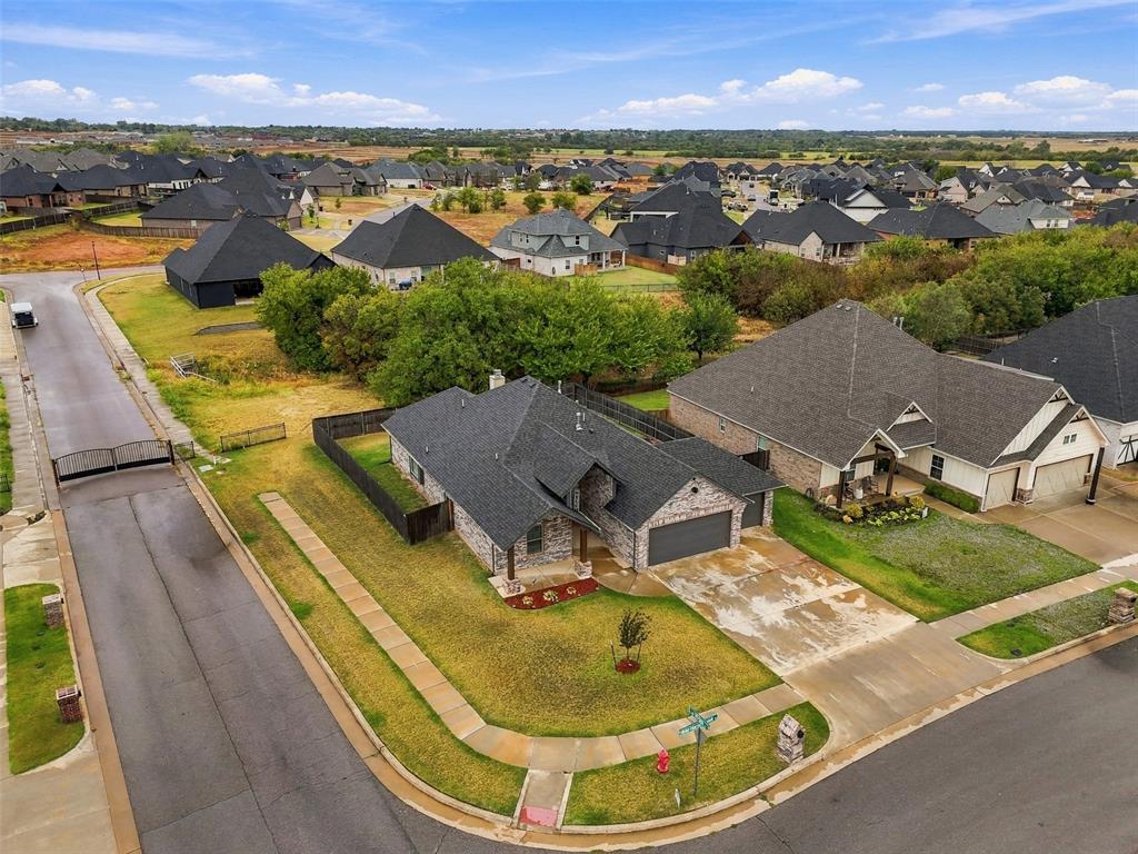 10601 Wild Horse Creek Drive Property Photo 2