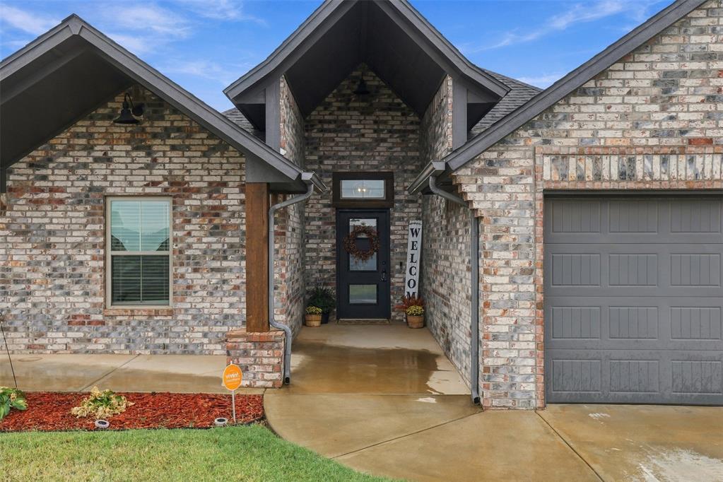 10601 Wild Horse Creek Drive Property Photo 3