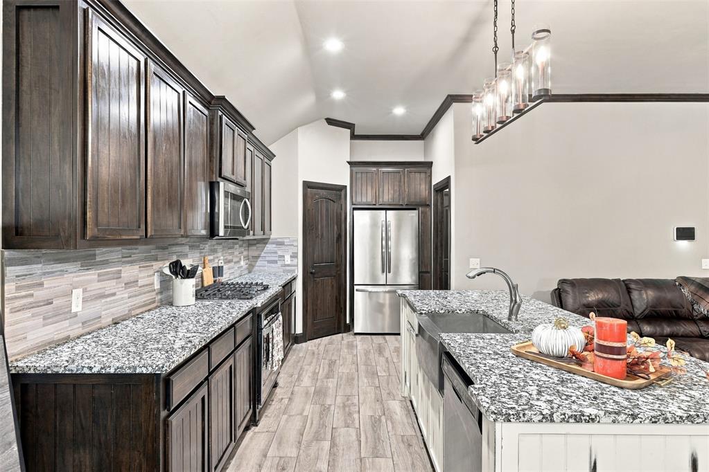 10601 Wild Horse Creek Drive Property Photo 9