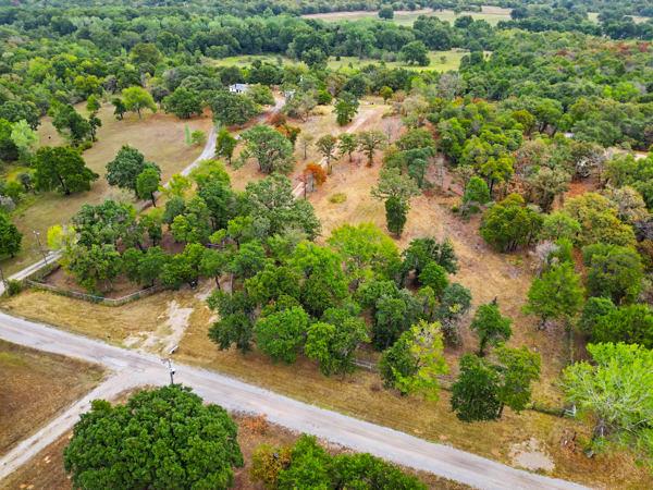 13900 Choctaw Hills Road Property Photo 2