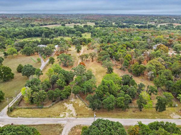 13900 Choctaw Hills Road Property Photo 3