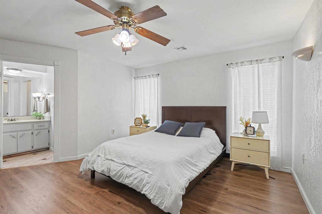 7600 N Post Road Property Photo 19