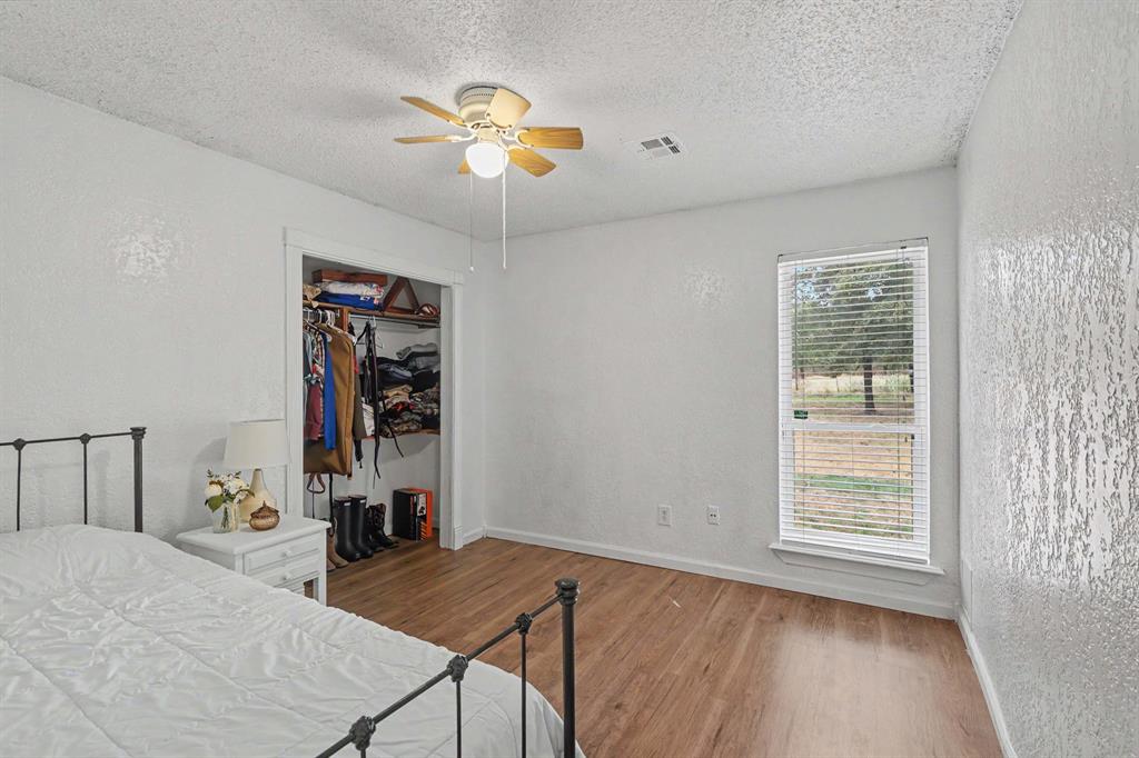 7600 N Post Road Property Photo 27