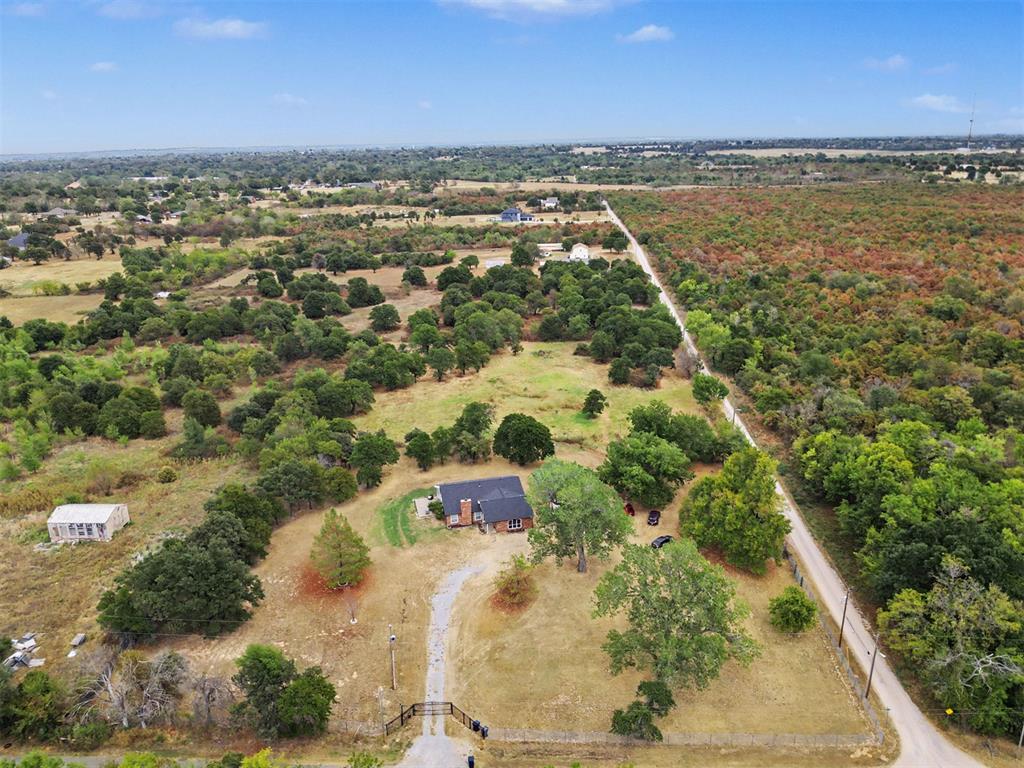 7600 N Post Road Property Photo 38