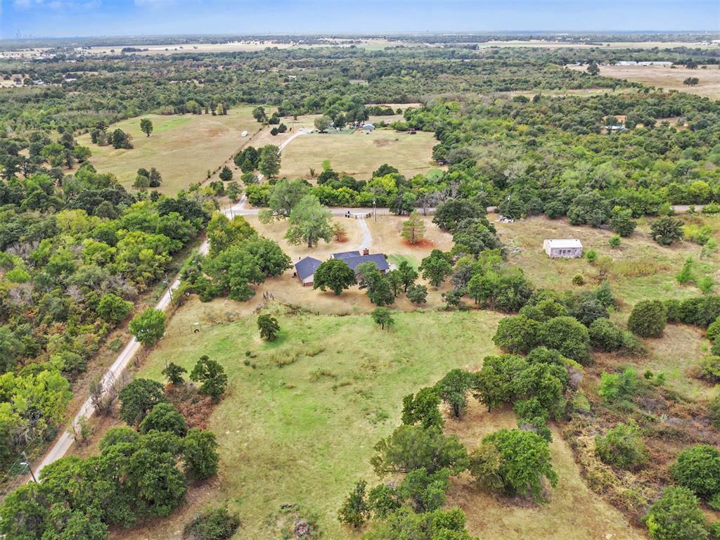7600 N Post Road Property Photo 40